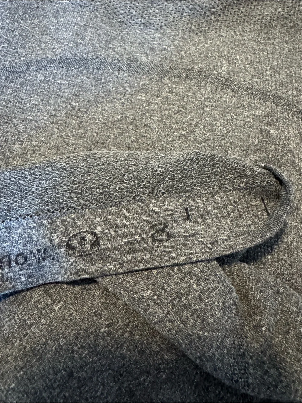 Lululemon Swiftly Tech Short Sleeve Crew - Grey, Size 8